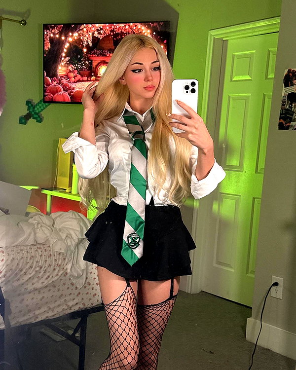 kennakins.cos instagram image archive image