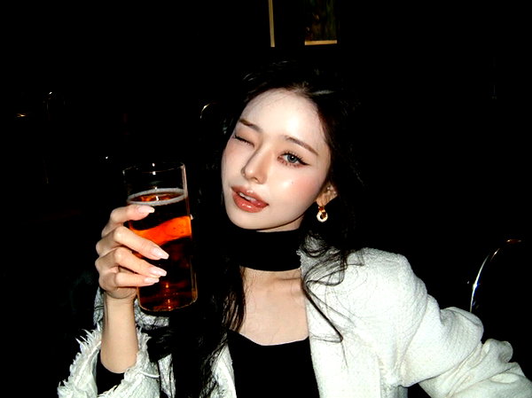 dear.zia instagram image archive image