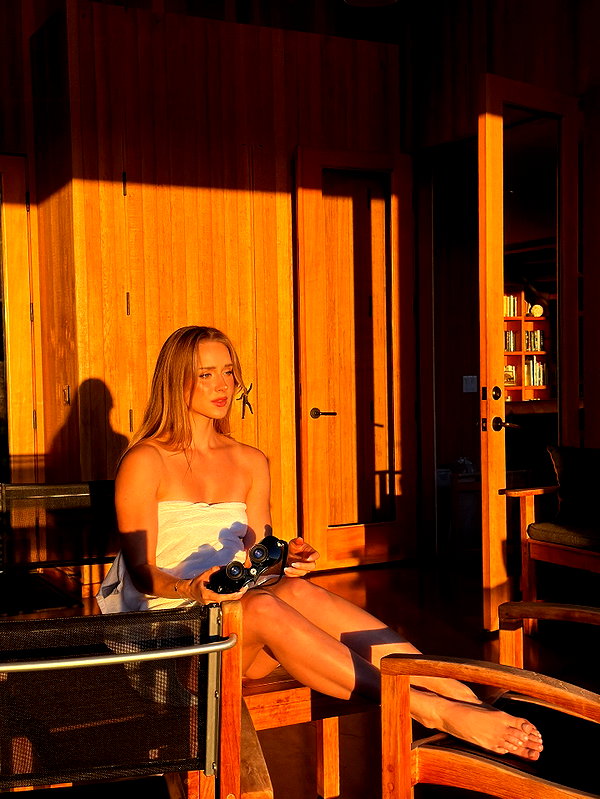 carolinezalog instagram image archive image