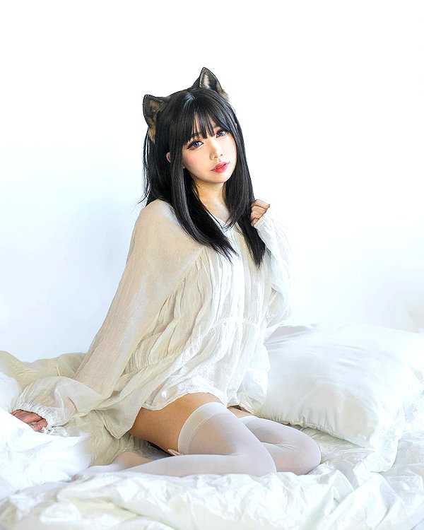 muze instagram image archive image