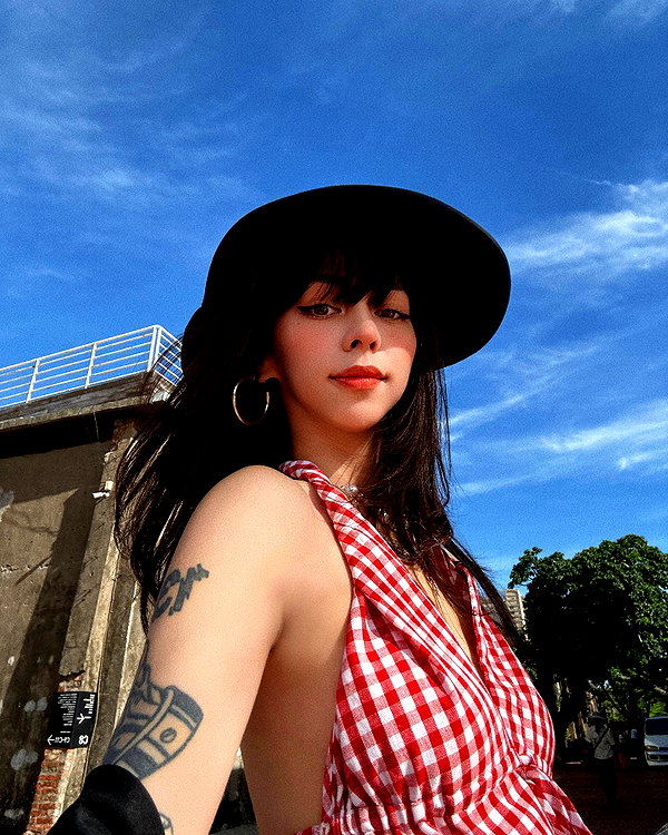 badthingalwaysg instagram image archive image