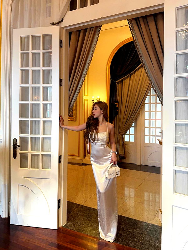 lyhythuedoxinh instagram image archive image
