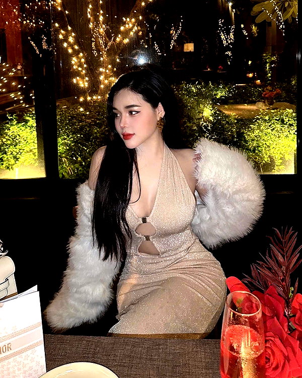 lyhythuedoxinh instagram image archive image