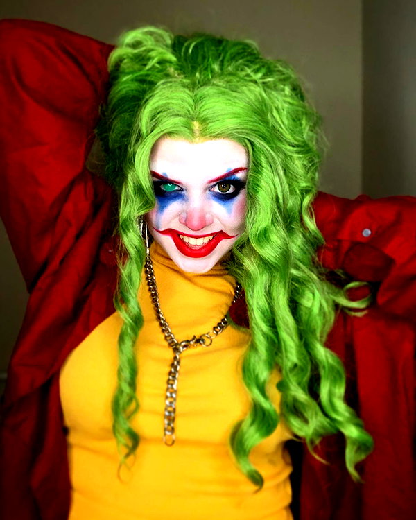 yeahimcaroline instagram image archive image