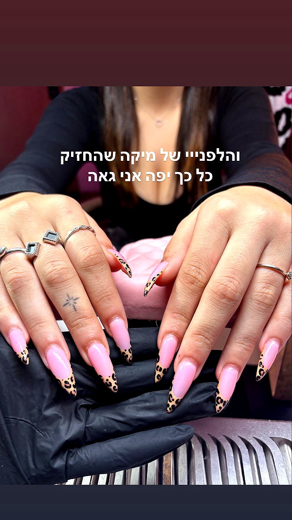 nails.by.natashi instagram image archive image