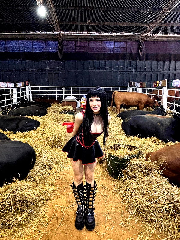nicoleponyxo instagram image archive image