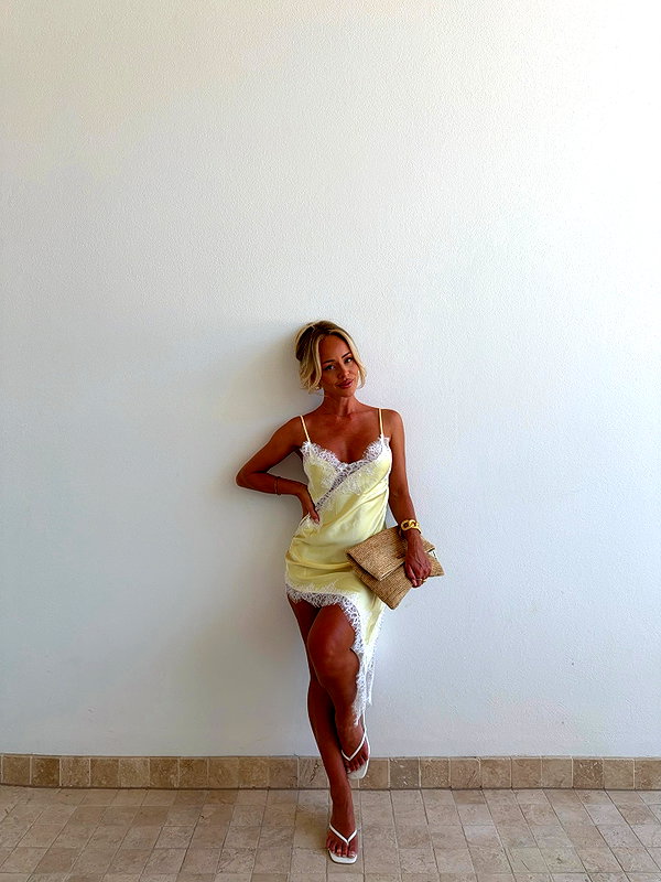 allieauton instagram image archive image