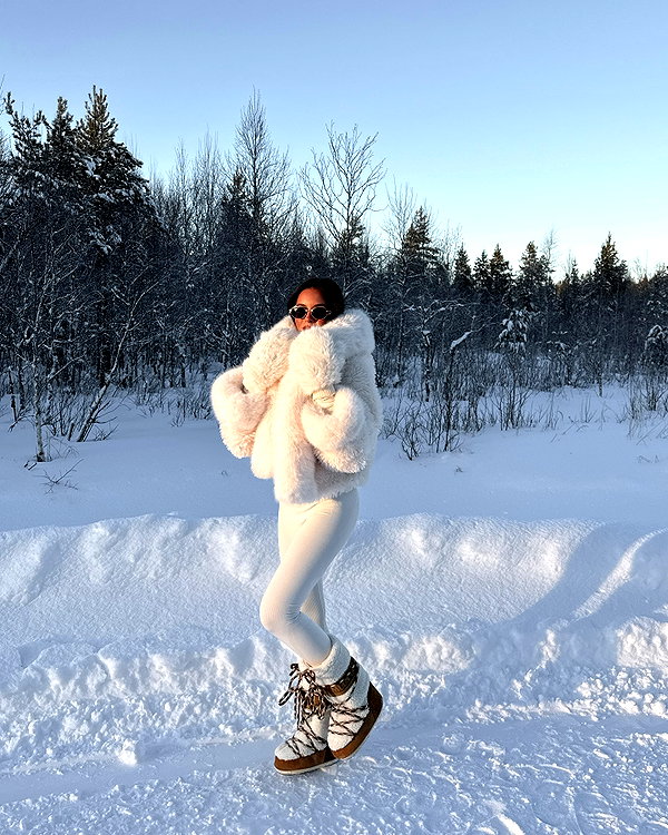 zoeliss instagram image archive image