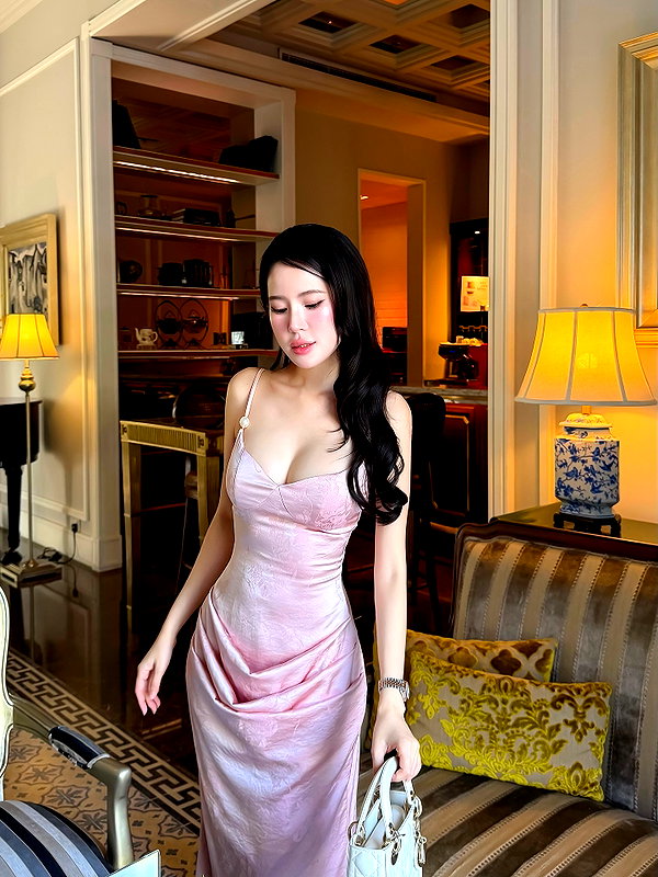 lyhythuedoxinh instagram image archive image