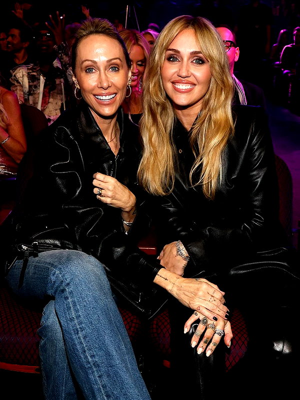 mileycyrus archive image