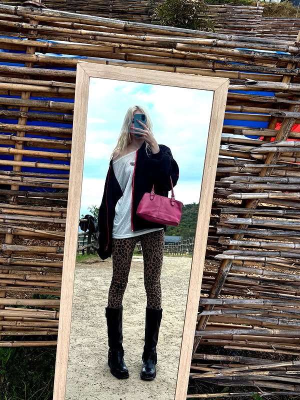 anya4everr instagram image archive image