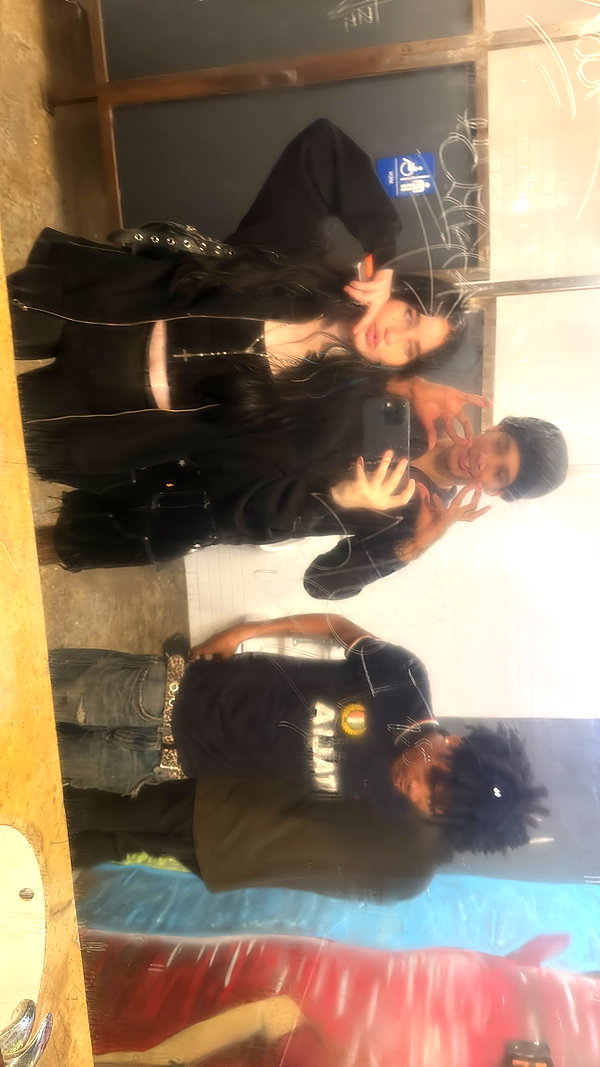 deserveeanna instagram image archive image