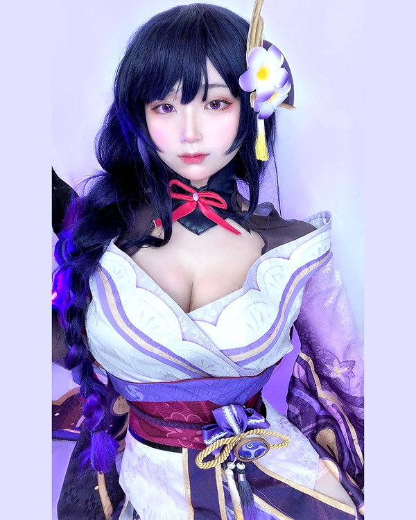 purinn_cos instagram image archive image