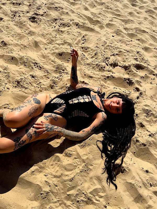 strawberryshanz instagram image archive image