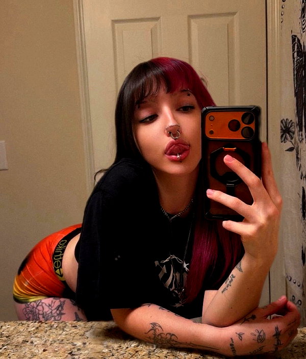 luucifina instagram image archive image
