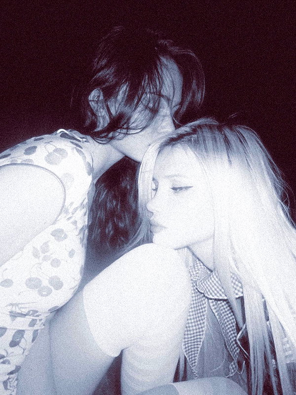 ch111oe instagram image archive image