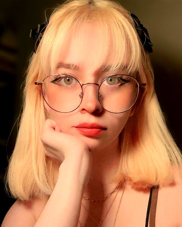 luly1980s instagram image archive image