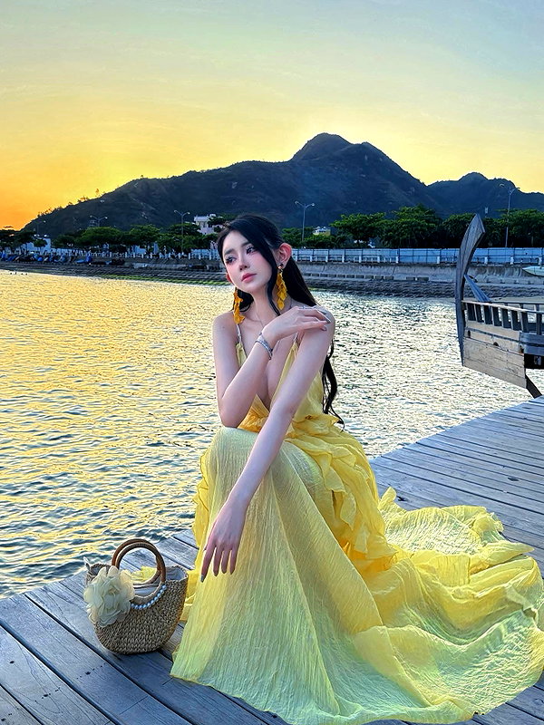 lyhythuedoxinh instagram image archive image