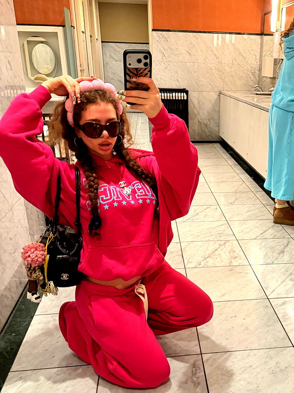 demitrakalogeras instagram image archive image
