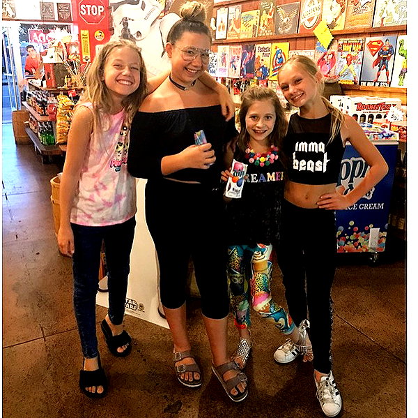 ellianawalmsley instagram image archive image
