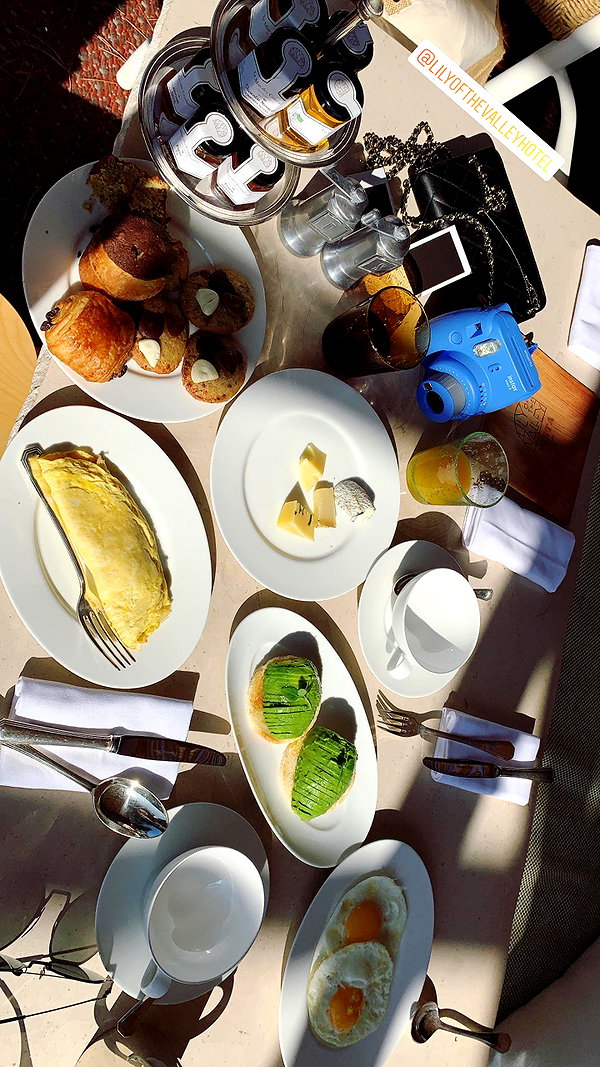 barzomer instagram image archive image