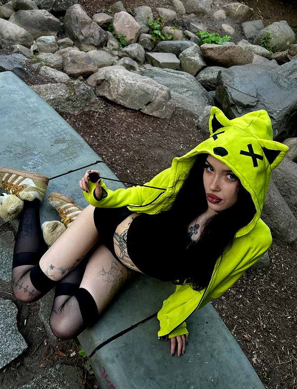 aleksaoaa instagram image archive image