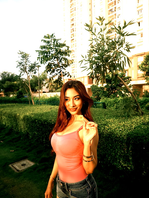shanayarv instagram image archive image