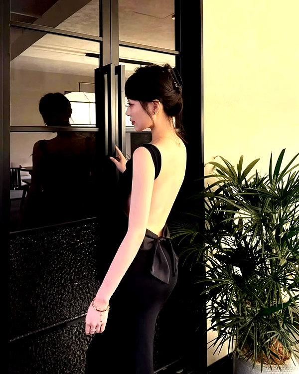 lyhythuedoxinh instagram image archive image