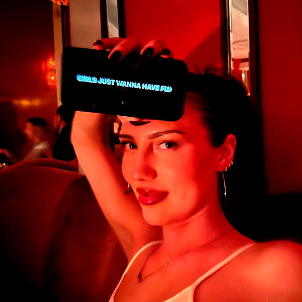staskaranikolaou instagram image archive image