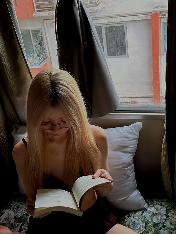 the.q.felicia instagram image archive image