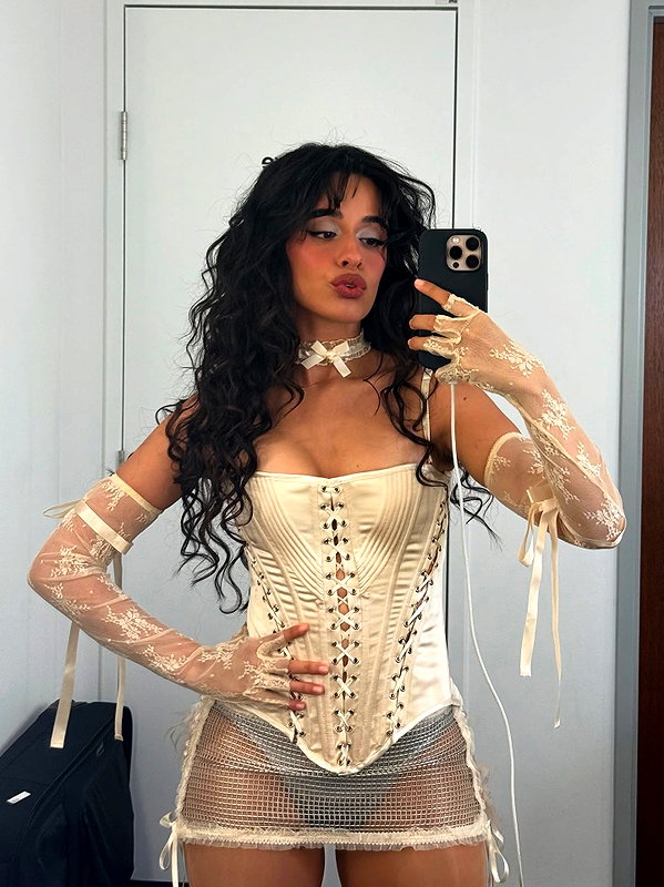 camila_cabello instagram image archive image