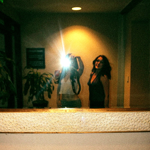 naomimdiaz instagram image archive image