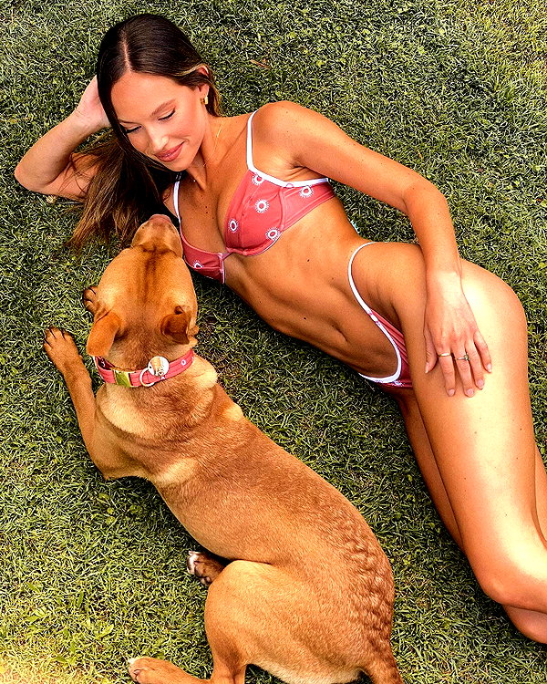 olivia.mathers instagram image archive image