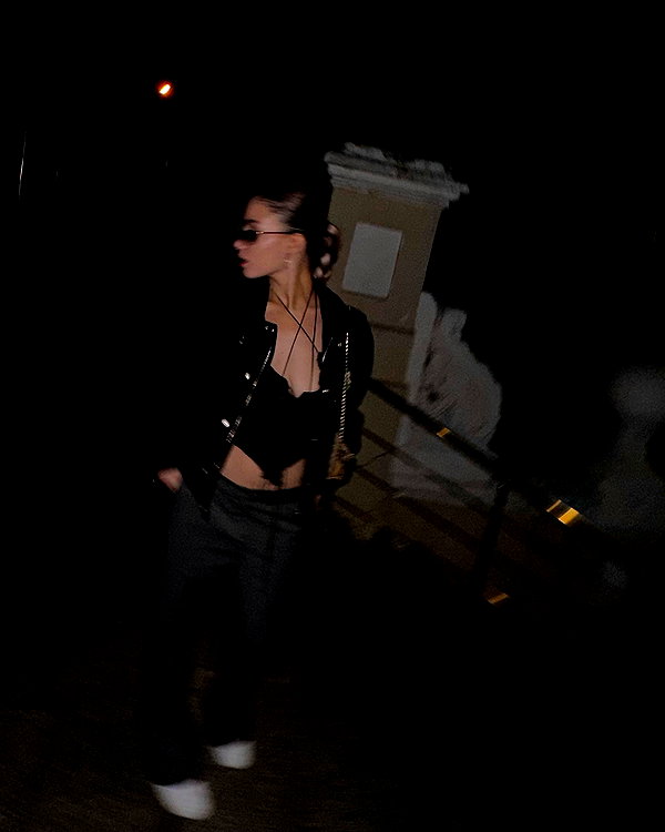 kkwwwv instagram image archive image