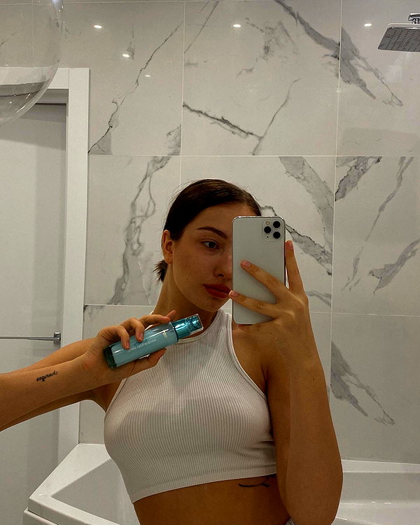 veroni22ka instagram image archive image