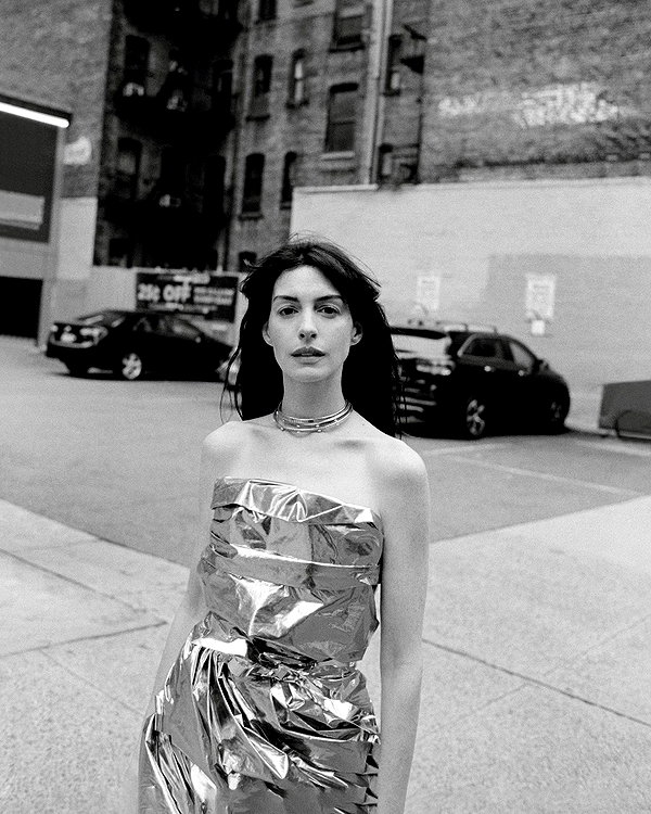 annehathaway instagram image archive image
