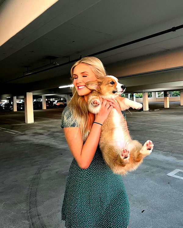 allie_dunn instagram image archive image