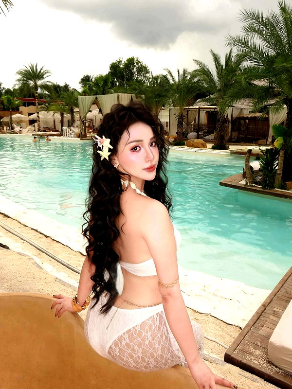 lyhythuedoxinh instagram image archive image