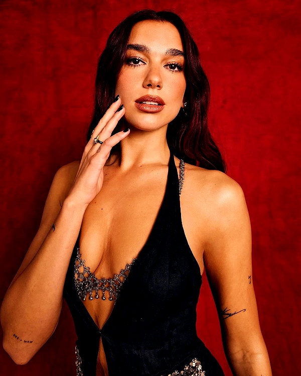 dualipa instagram image archive image