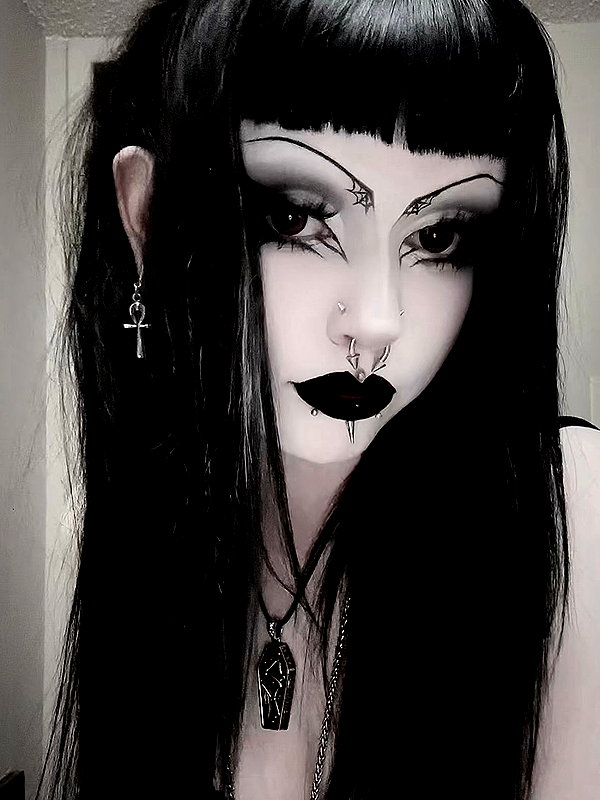 kittenfangsxx instagram image archive image