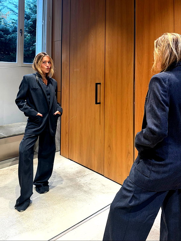 annezivi instagram image archive image