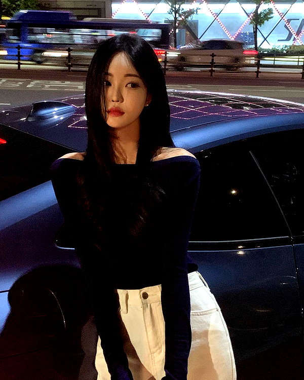 daxbin instagram image archive image