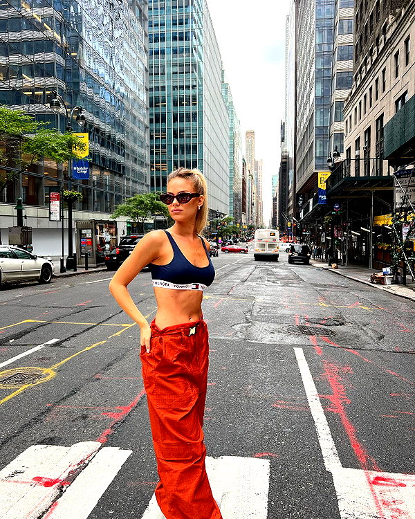 barzomer instagram image archive image