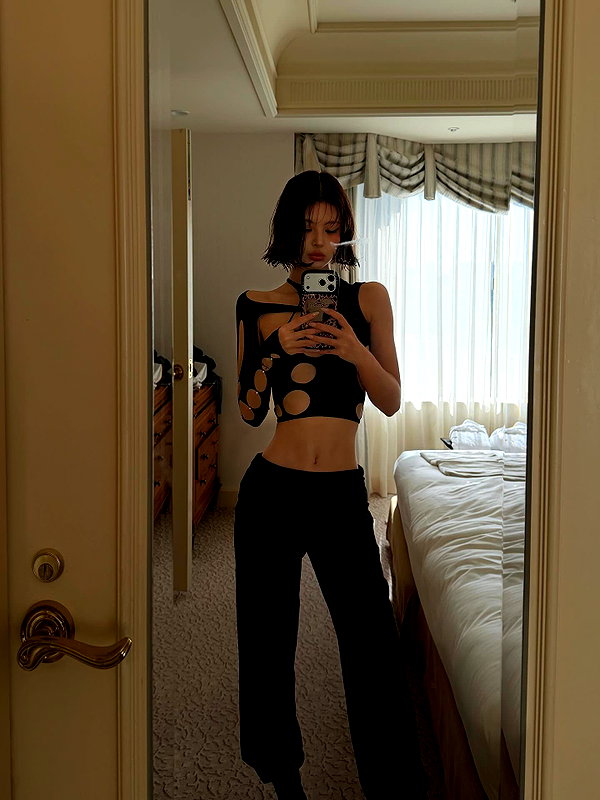 ll.lu1s instagram image archive image