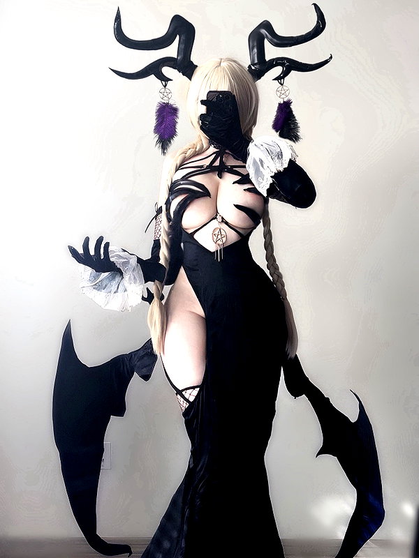 nnyxiecos instagram image archive image