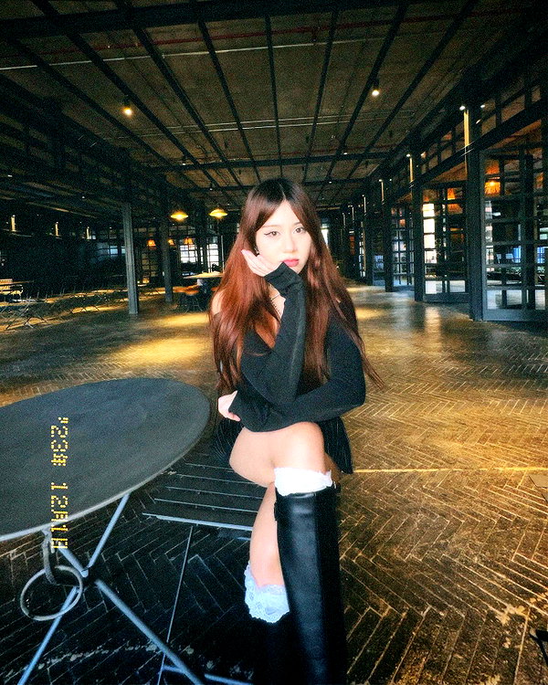 is2tian instagram image archive image