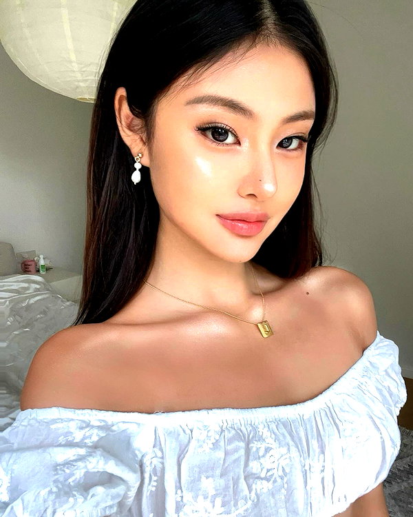 ll.lu1s instagram image archive image