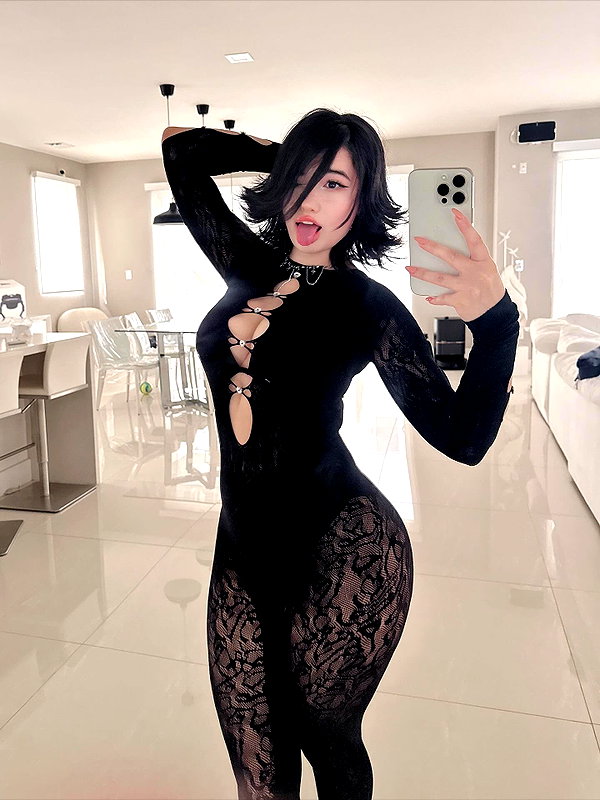 liawaifuu instagram image archive image