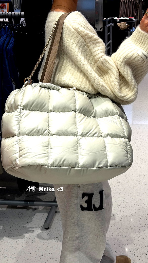 daxbin instagram image archive image