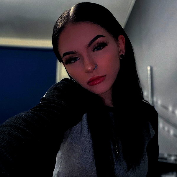 alice_hez instagram image archive image